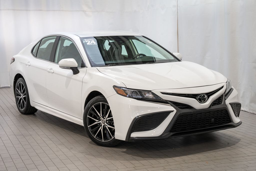 2024 Toyota Camry Sedan 
