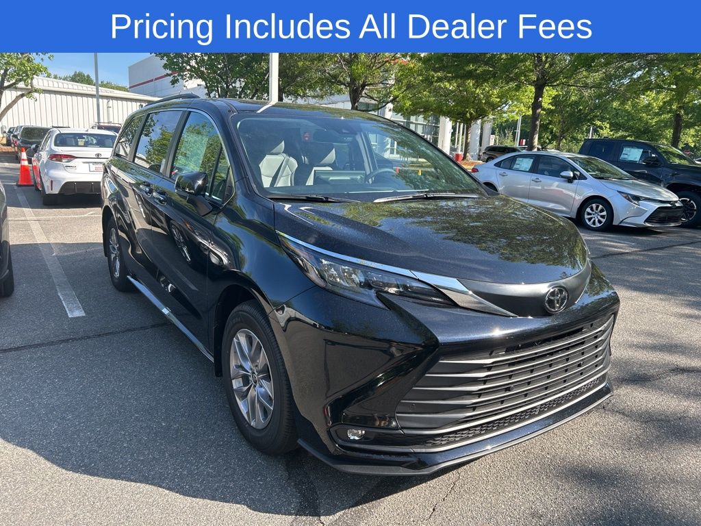 2026 Toyota Sienna Van Passenger Van 