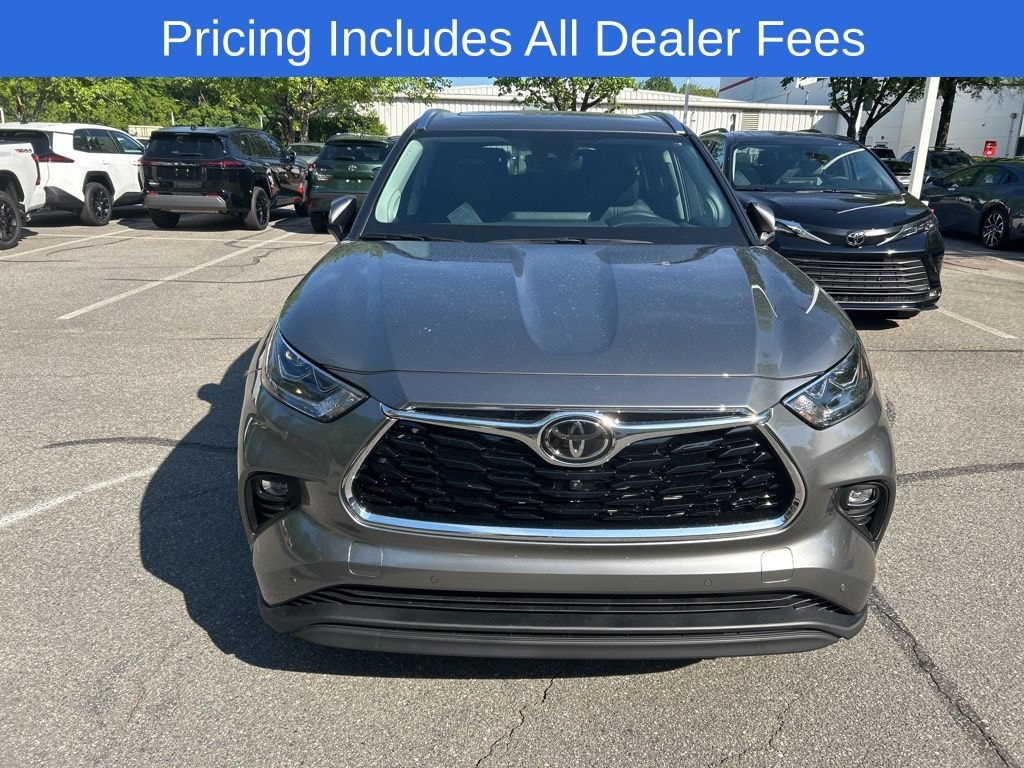 New 2026 Toyota Highlander Limited SUV