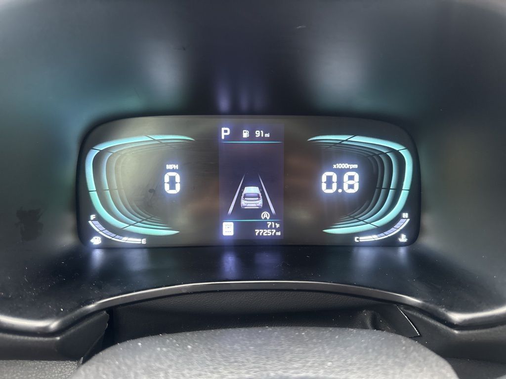 2023 Kia Soul LX photo 2