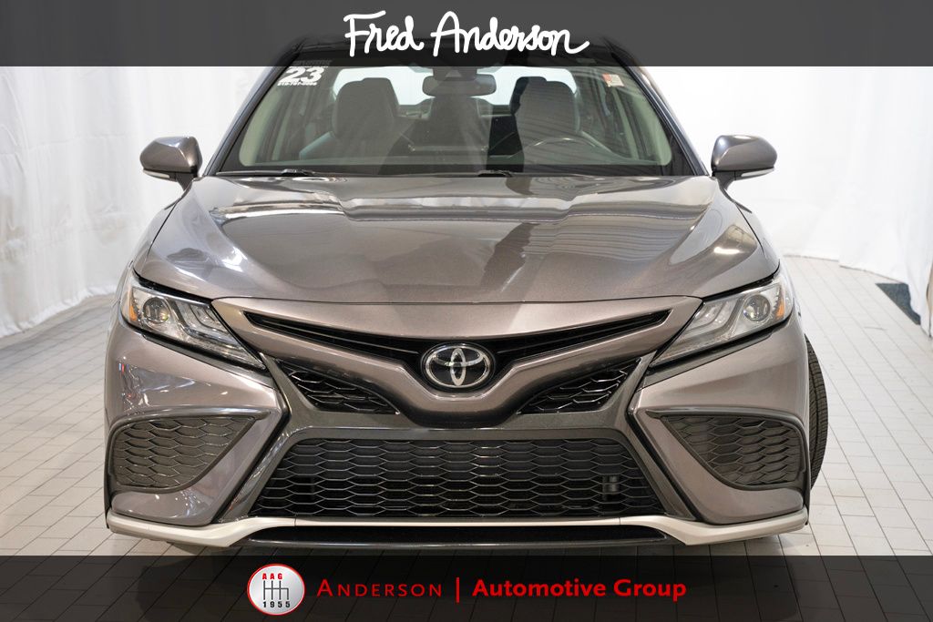 2023 Toyota Camry XSE photo 3