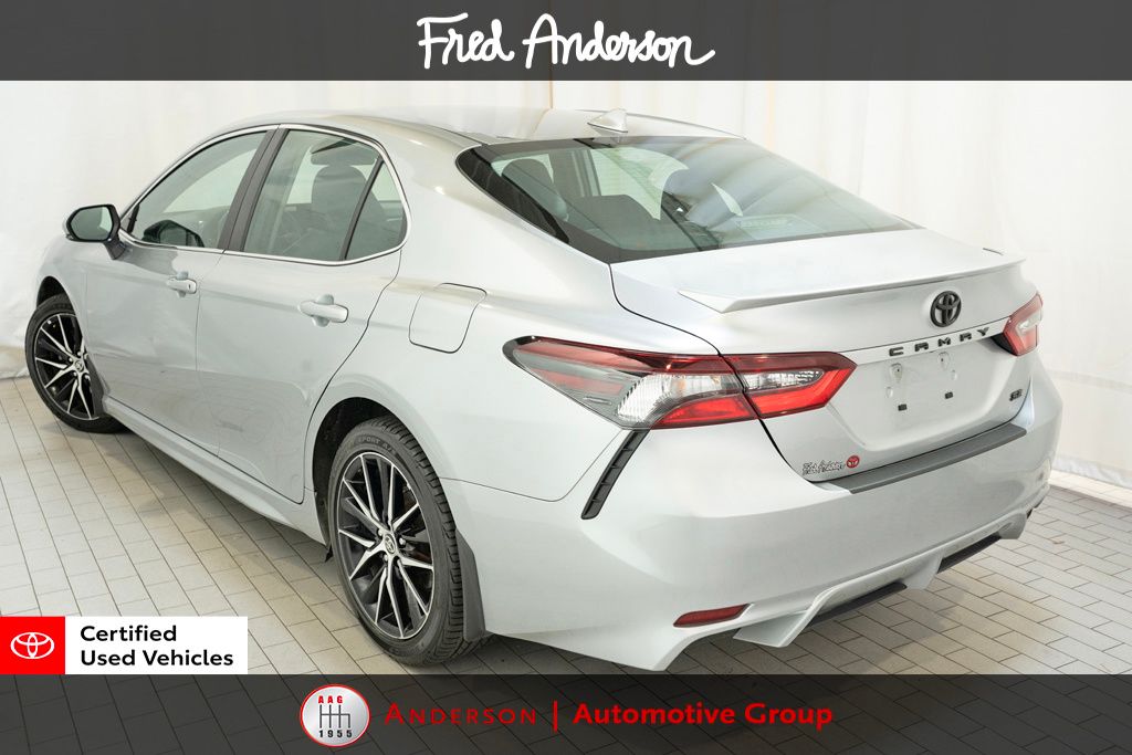 2024 Toyota Camry SE photo 4