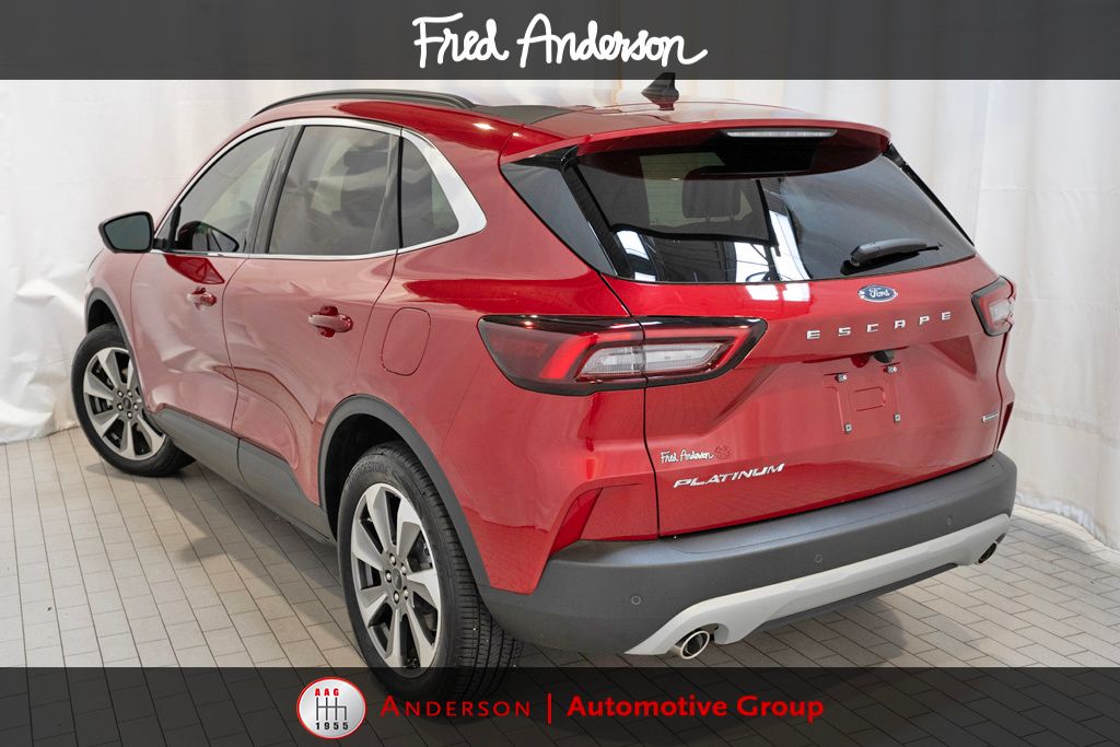 2025 Ford Escape Hybrid Platinum photo 2
