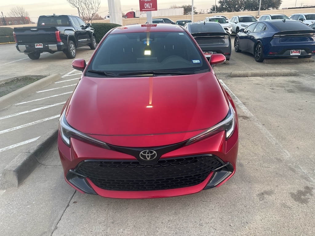 Used 2023 Toyota Corolla Hatchback SE Hatchback