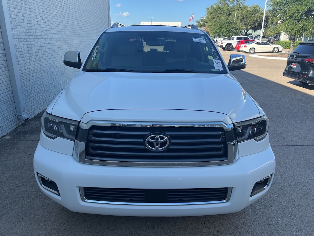 Used 2020 Toyota Sequoia Limited w/Second-row Captains Chairs/NAV SUV