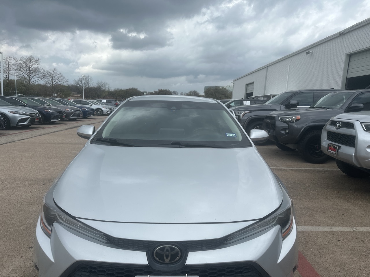 Used 2020 Toyota Corolla LE with VIN 5YFEPRAE3LP021936 for sale in Richardson, TX