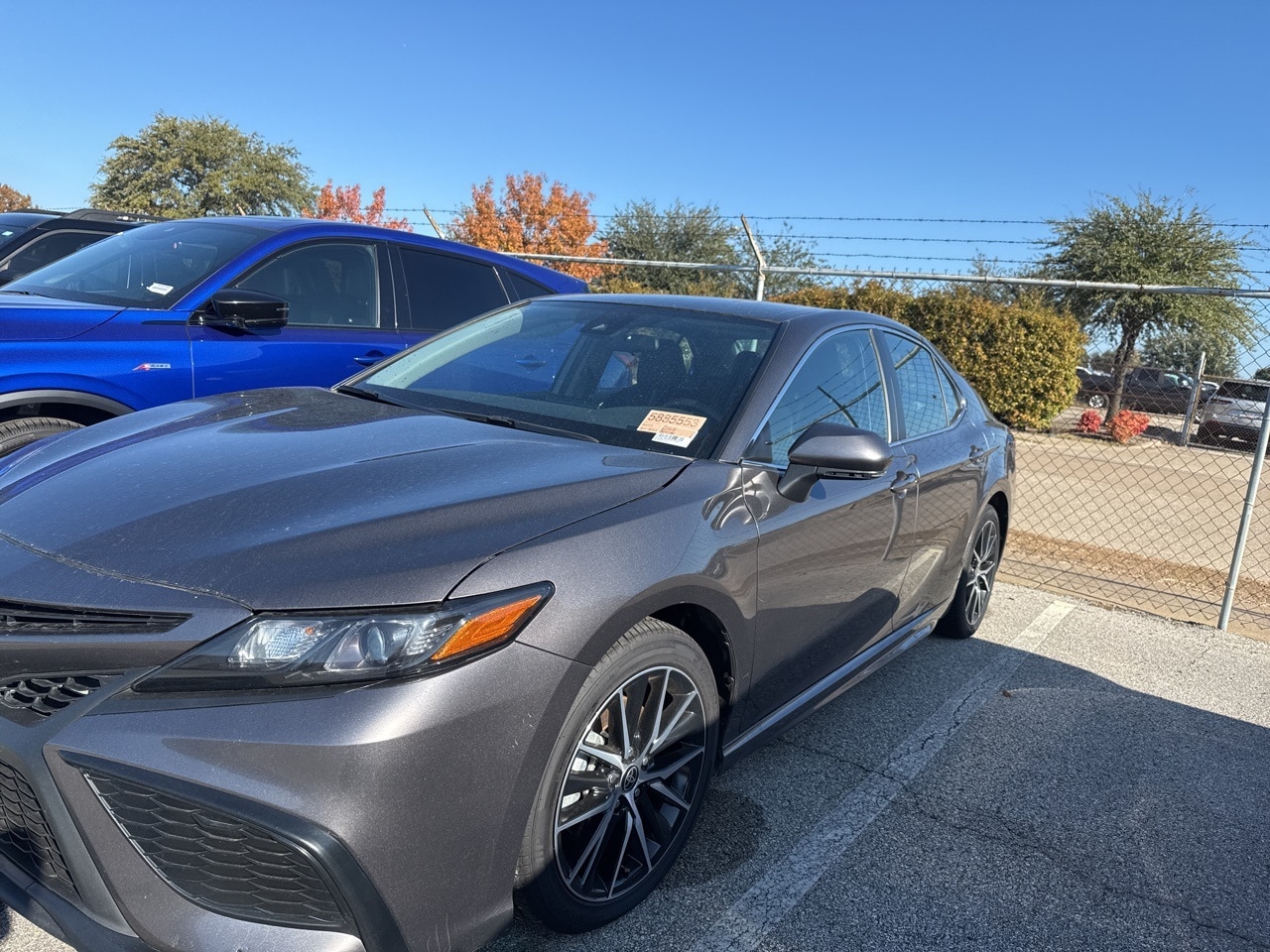 2024 Toyota Camry SE's photo