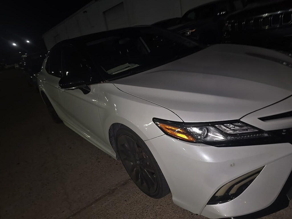 Used 2019 Toyota Camry XSE w/Two-Tone Exterior/Panoramic Glass Roof Sedan