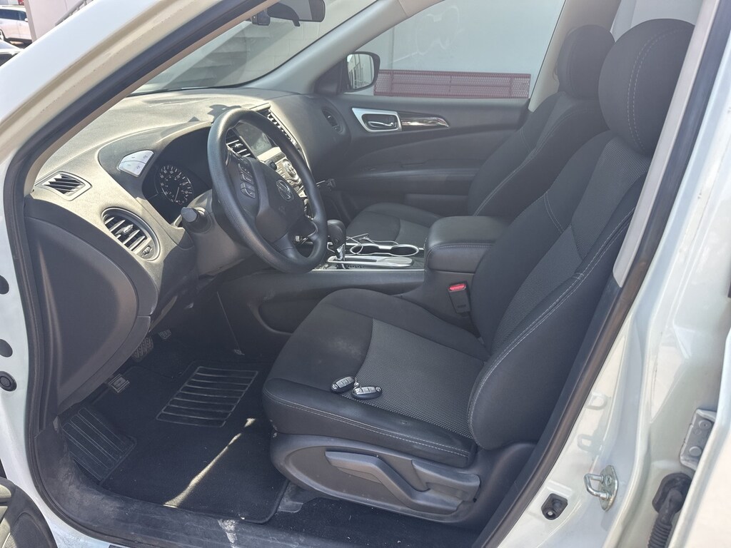 Used 2018 Nissan Pathfinder S w/18-in Machined Alloy w/Med Met Gray SUV