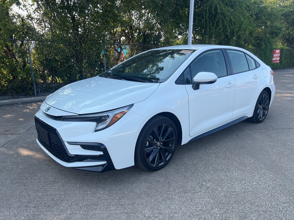 Used 2024 Toyota Corolla Hybrid SE w/Push-Button Start/18-in Alloy Sedan