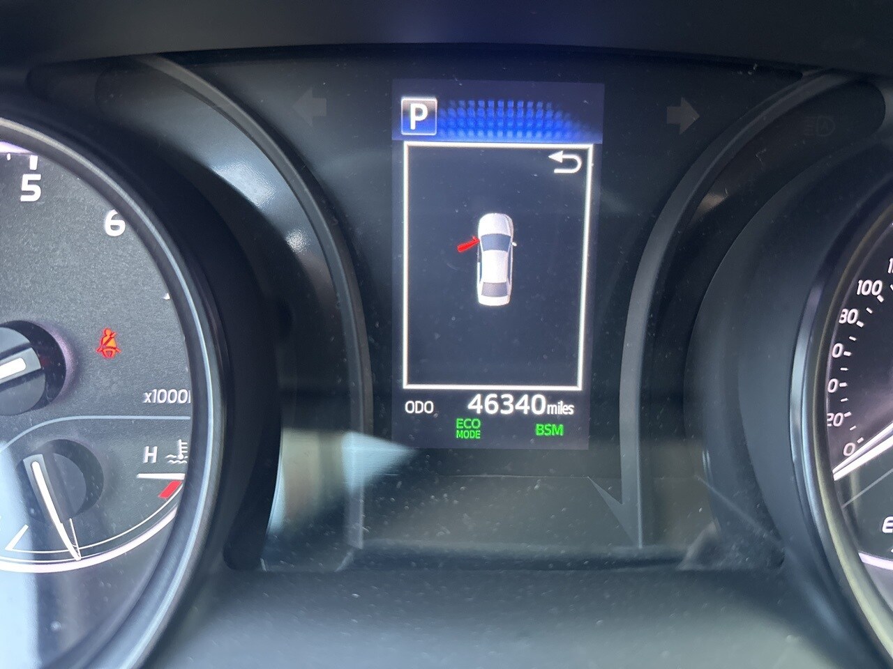 2024 Toyota Camry SE photo 3