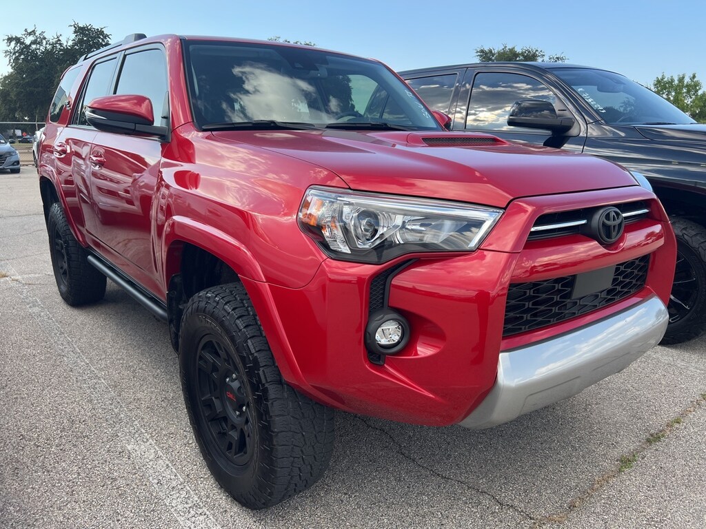 Used 2024 Toyota 4Runner TRD Off-Road Premium w/Navigation SUV