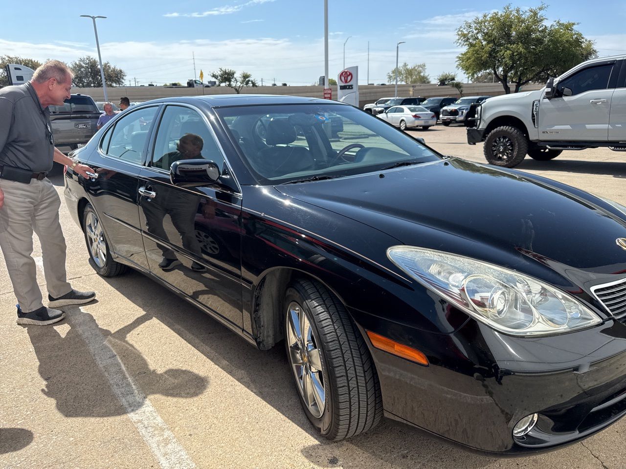 Used 2005 Lexus ES 330 with VIN JTHBA30G955113300 for sale in Richardson, TX