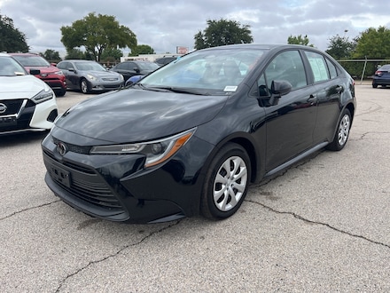 2025 Toyota Corolla LE w/8-in Toyota Audio Multimedia Sedan