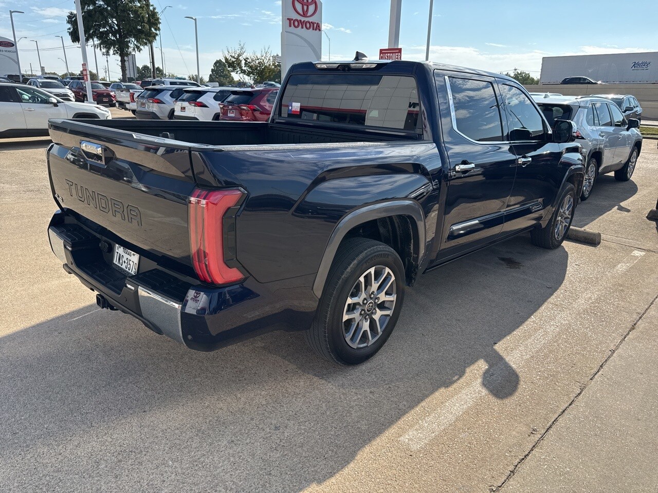 2024 Toyota Tundra 1794 Edition photo 2
