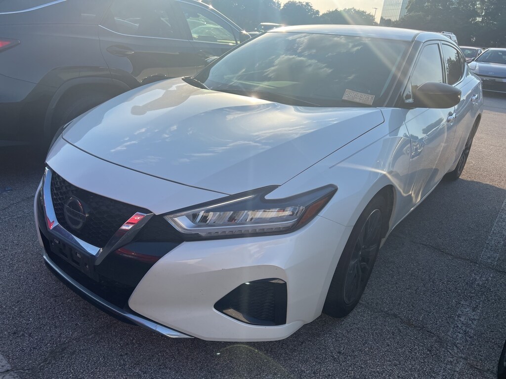 Used 2020 Nissan Maxima 3.5 S w/18-in Machined Alloy Wheels Sedan