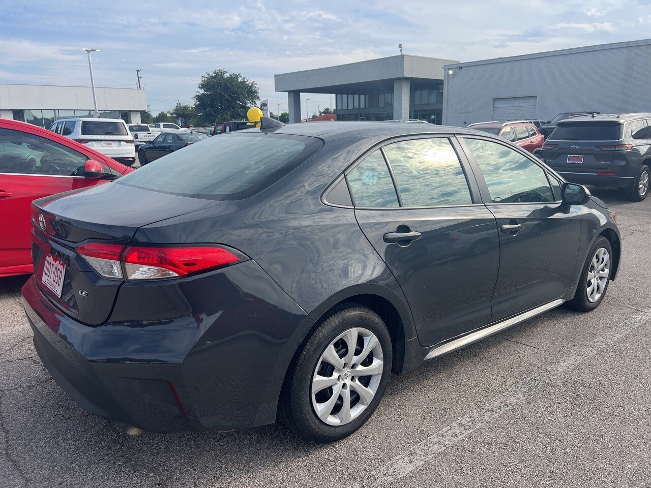 2024 Toyota Corolla LE photo 4