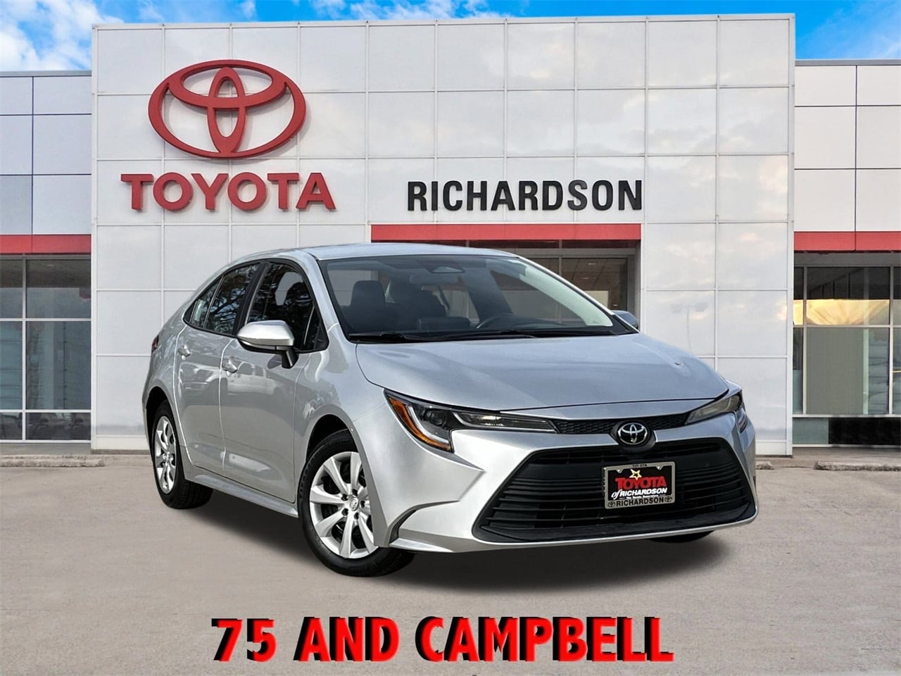 2024 Toyota Corolla LE's photo