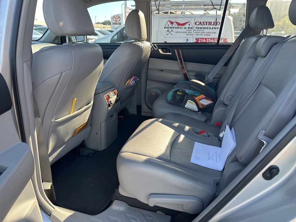 Used 2012 Toyota Highlander Limited w/Sunroof/Leather/19-in Alloy SUV