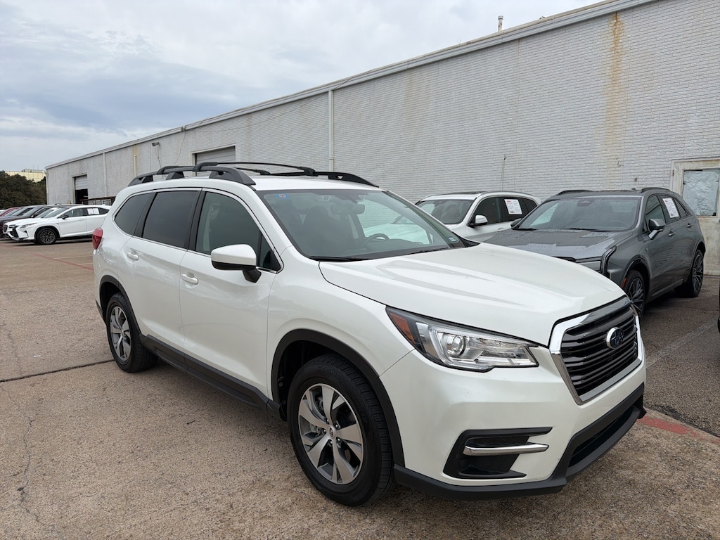 Used 2022 Subaru Ascent Premium w/Starlink 8-in Multimedia Plus SUV