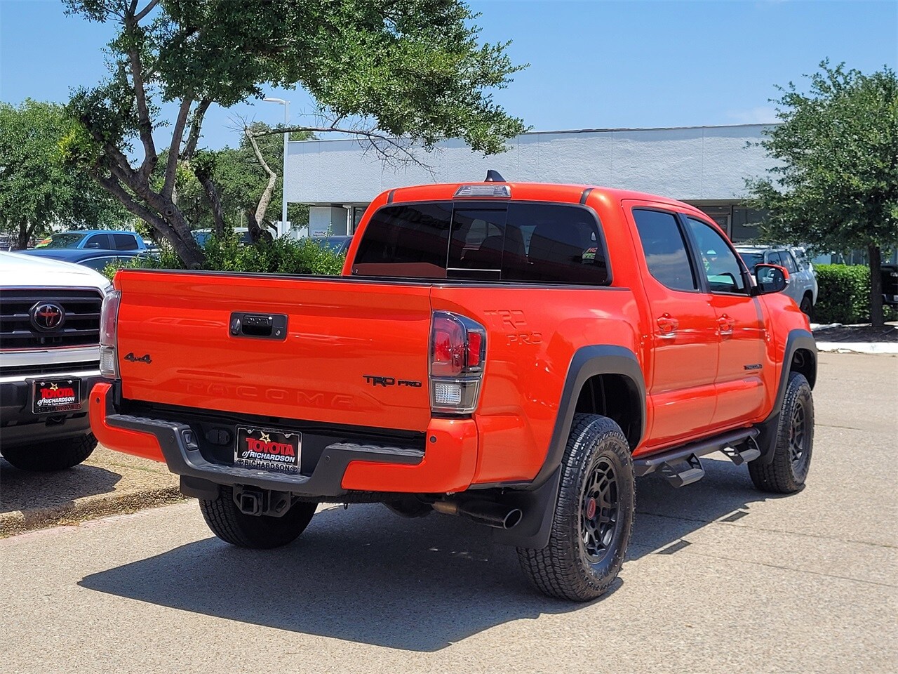 2023 Toyota Tacoma TRD Pro V6 photo 4
