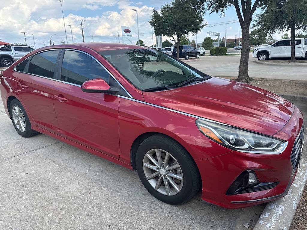 Used 2018 Hyundai Sonata SE w/16-Inch Aluminum Alloy Wheels Sedan