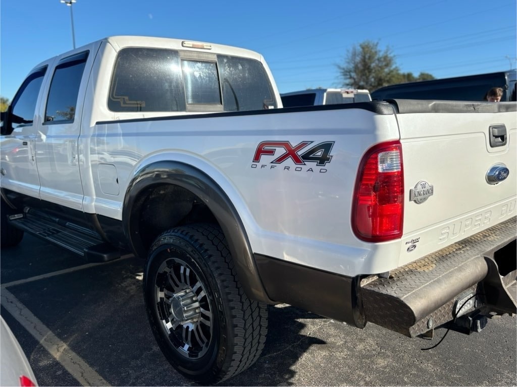 Used 2016 Ford F-250 King Ranch w/FX4 Off-Road Package Truck Crew Cab