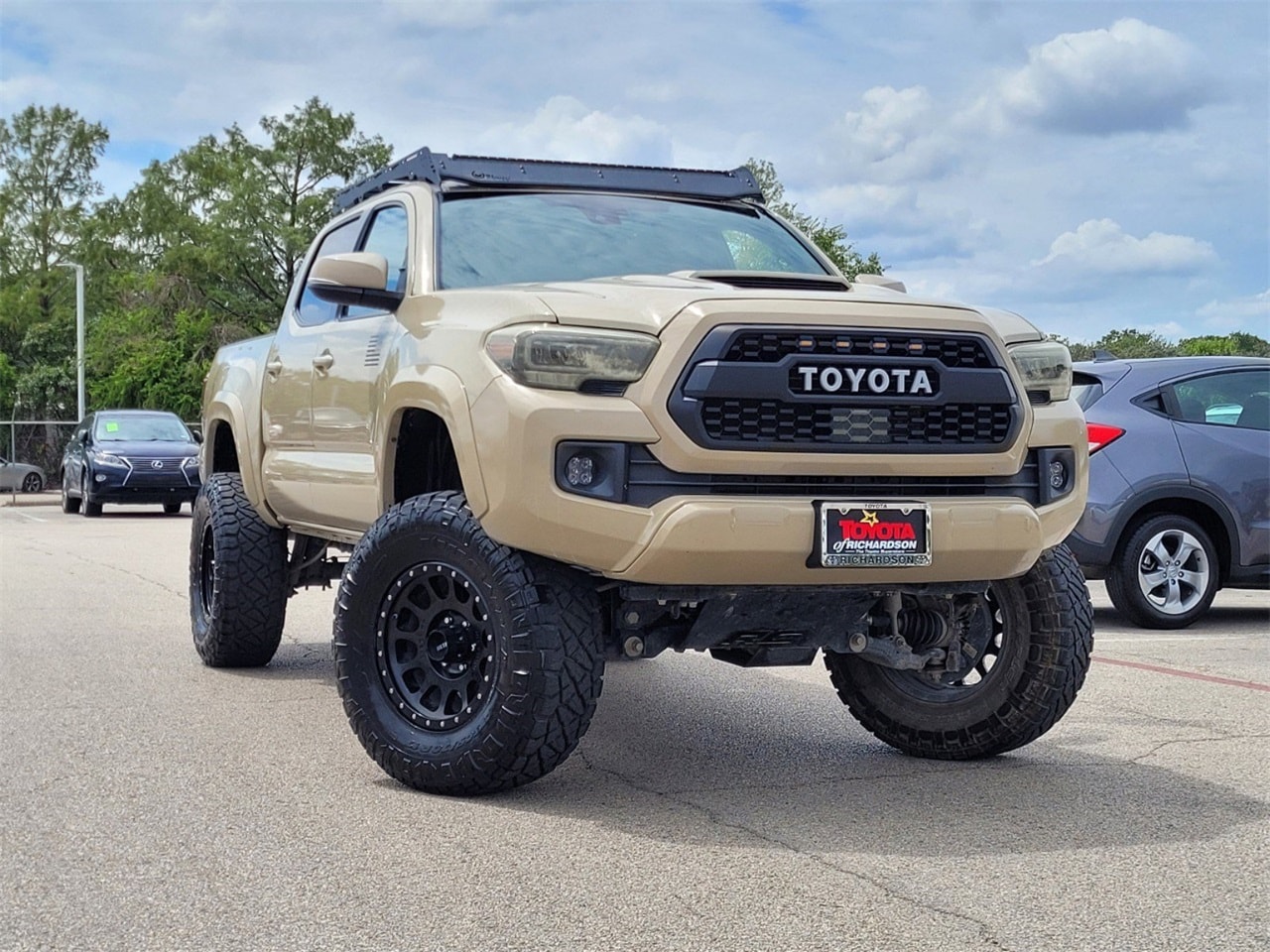 Used 2019 Toyota Tacoma TRD Sport with VIN 3TMCZ5AN9KM267762 for sale in Richardson, TX