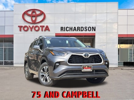 2025 Toyota Highlander XLE SUV