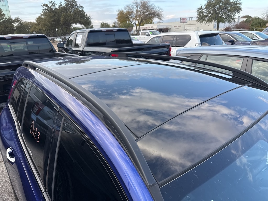 Used 2021 Mercedes-Benz GLB 250 GLB 250 Premium w/AMG Line/Night Pkg/Pano-Roof SUV