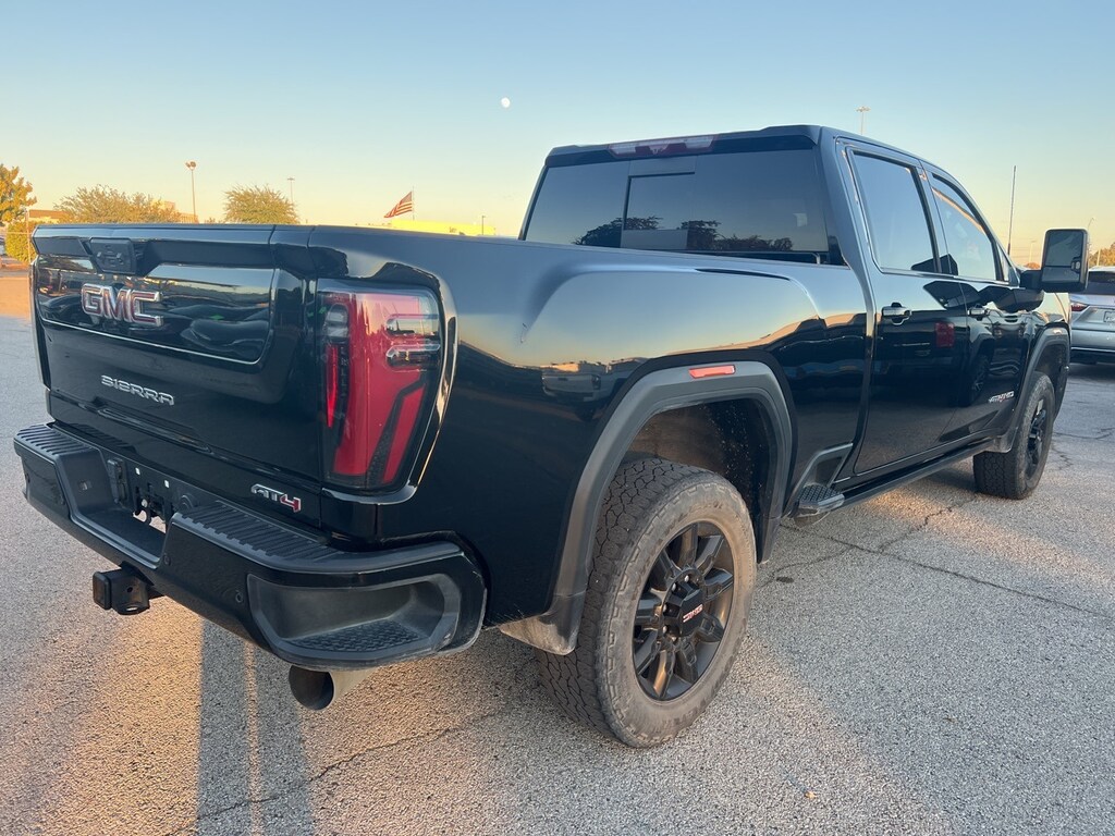 Used 2024 GMC Sierra 2500 HD AT4 w/X31 Off-Road/Technology Package Truck Crew Cab
