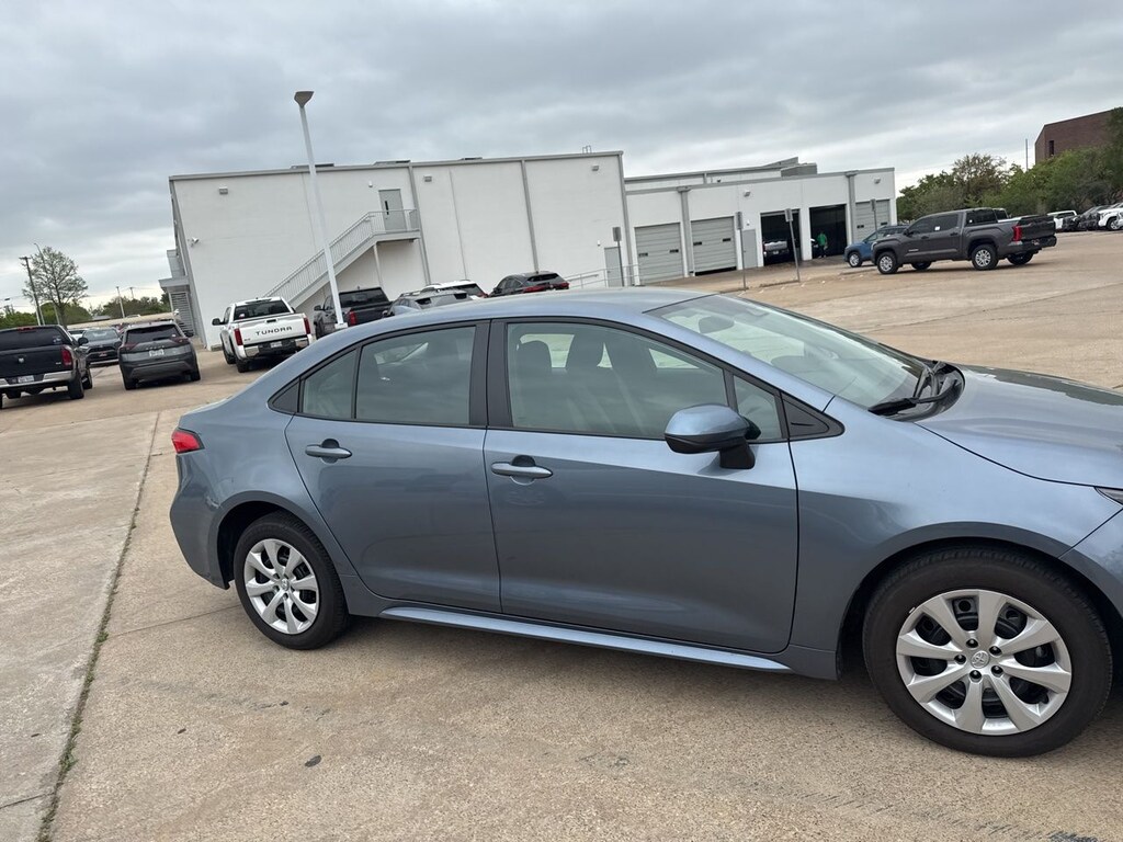 Used 2025 Toyota Corolla LE Sedan