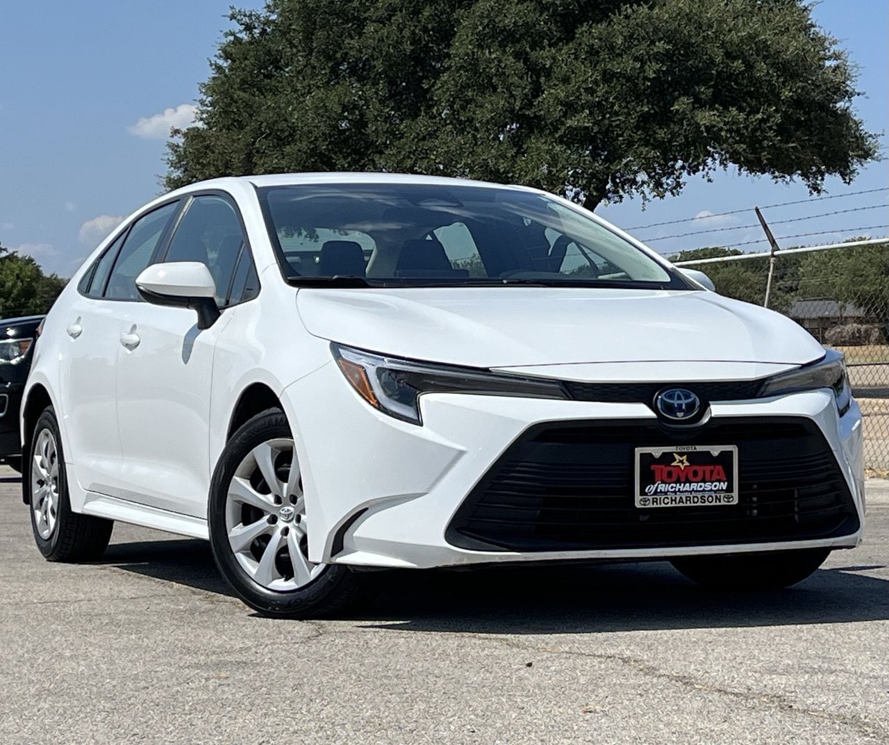Ice Cap 2025 Toyota Corolla Hybrid Sedan Front-Wheel Drive Continuously Variable Transmission