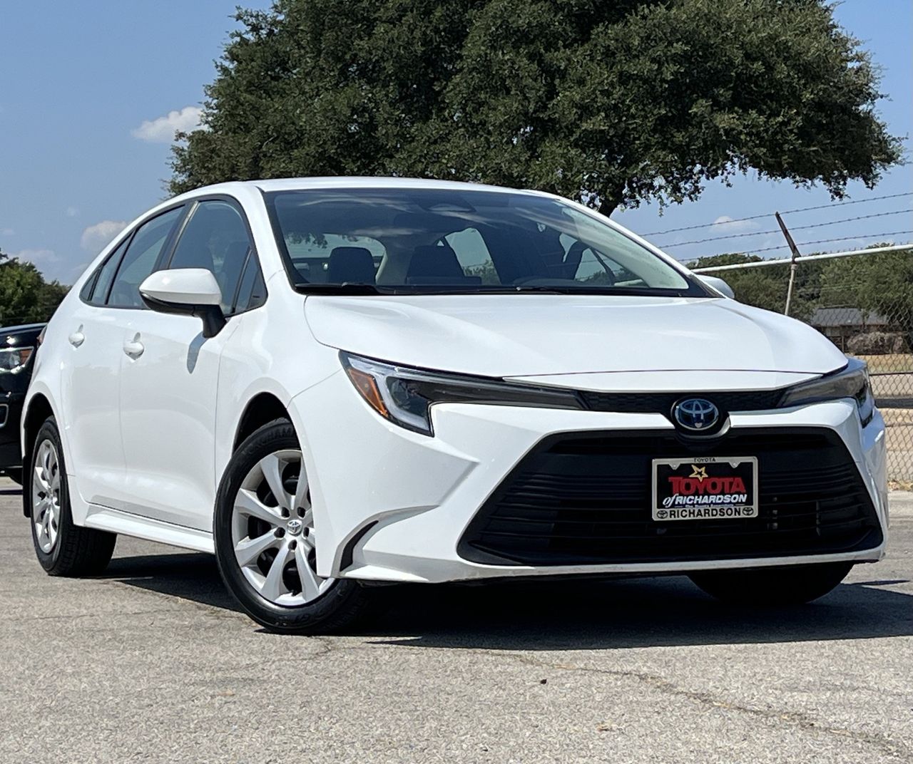 Ice Cap 2025 Toyota Corolla Hybrid Sedan Front-Wheel Drive Continuously Variable Transmission