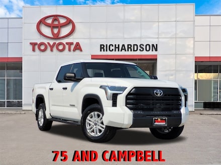2024 Toyota Tundra SR5 w/Apple Carplay/Android Auto Truck CrewMax