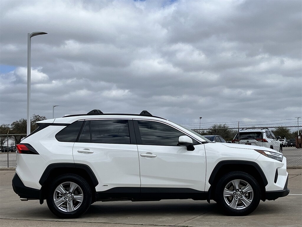 Used 2023 Toyota RAV4 Hybrid XLE SUV