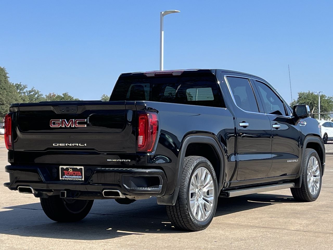 Used 2022 GMC Sierra 1500 Limited Denali w/Navigation/Denali Premium Package Truck Crew Cab