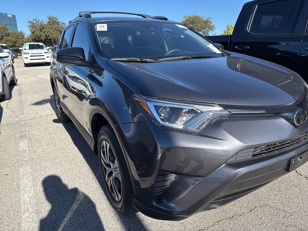 Used 2018 Toyota RAV4 LE SUV