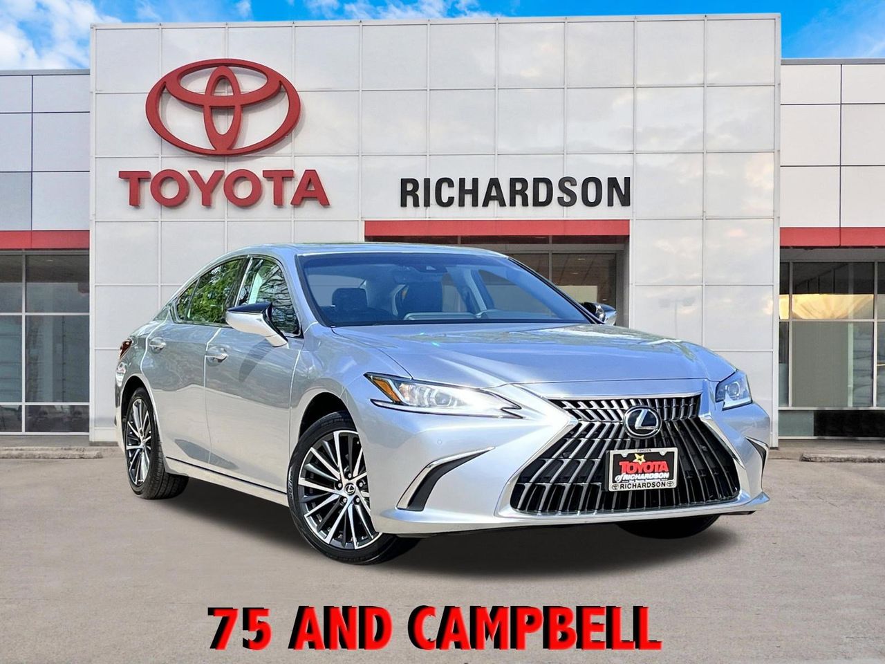 2024 Lexus ES 350 350's photo