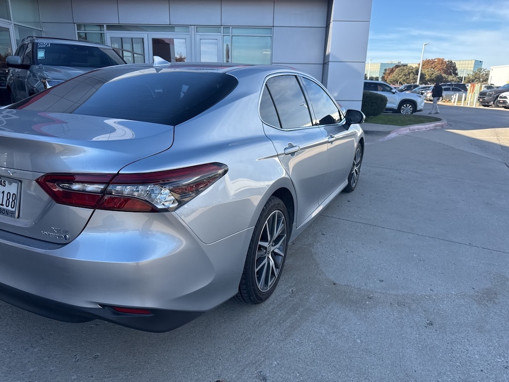 Used 2024 Toyota Camry Hybrid XLE w/Perforated Leather Seat Trim/18-in Alloy Sedan