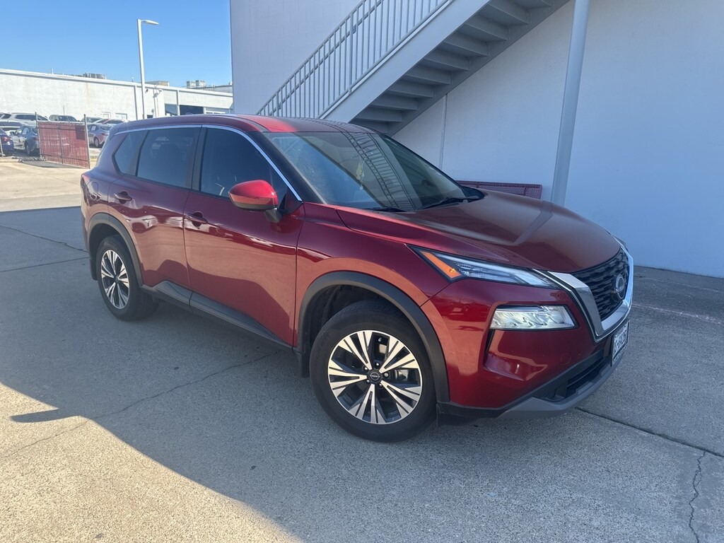 Used 2023 Nissan Rogue SV w/18-Inch Aluminum Alloy Wheels SUV