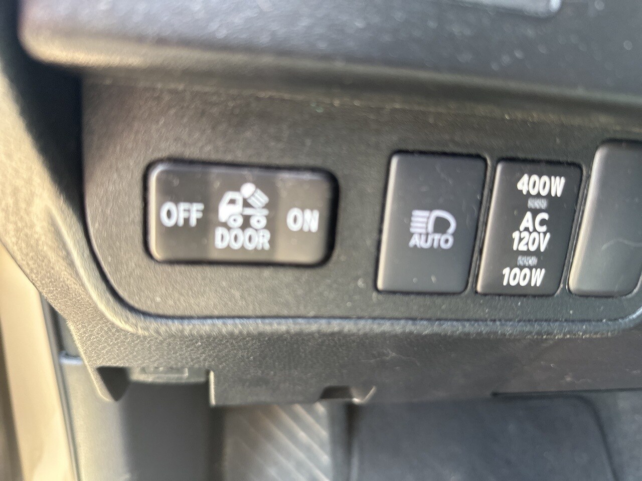 2020 Toyota Tacoma TRD Sport V6 photo 4