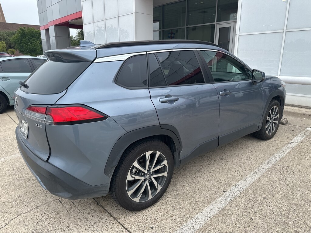 Used 2022 Toyota Corolla Cross XLE w/Sunroof and Power Back Door SUV