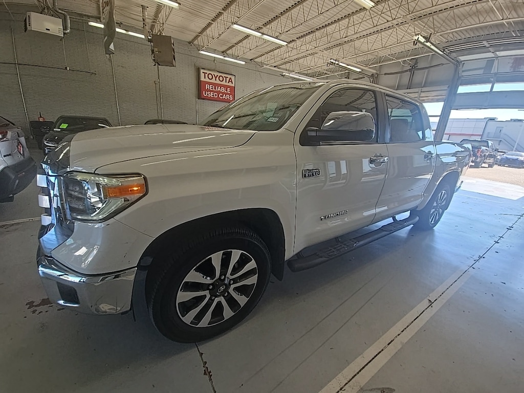 Used 2018 Toyota Tundra Limited w/Entune App Suite Truck CrewMax