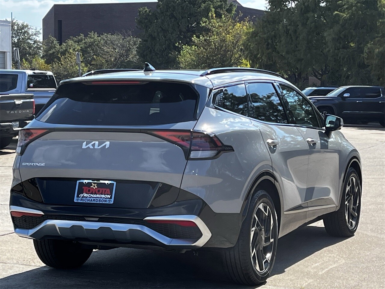 2025 Kia Sportage photo 4