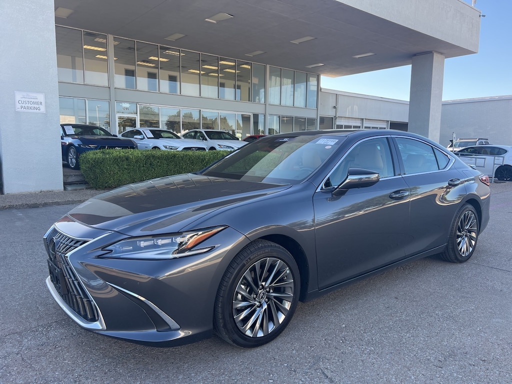 Used 2024 Lexus ES 300h 300h Luxury w/Triple Beam LED Headlamps Sedan
