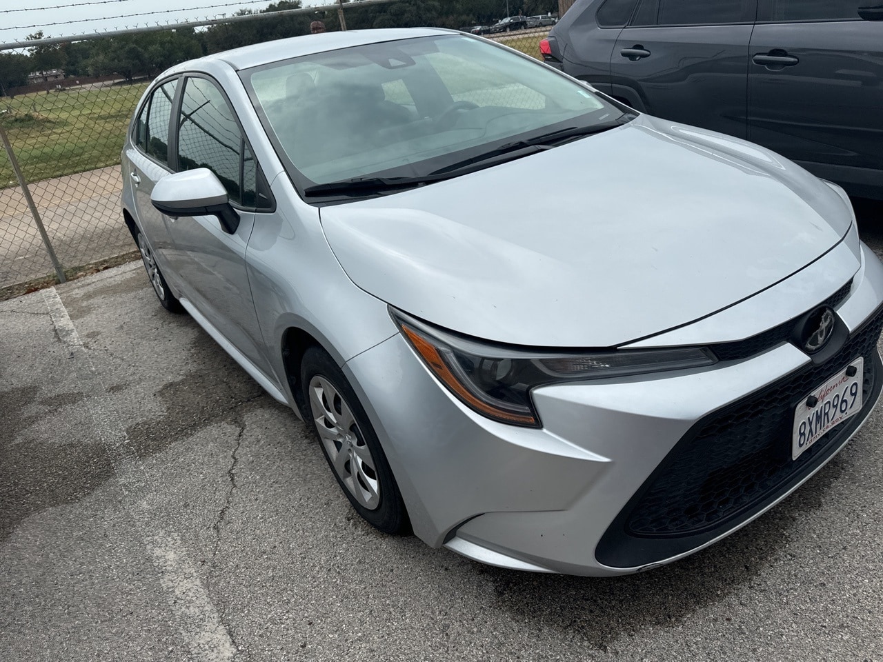 Used 2022 Toyota Corolla LE with VIN 5YFEPMAE2NP276079 for sale in Richardson, TX