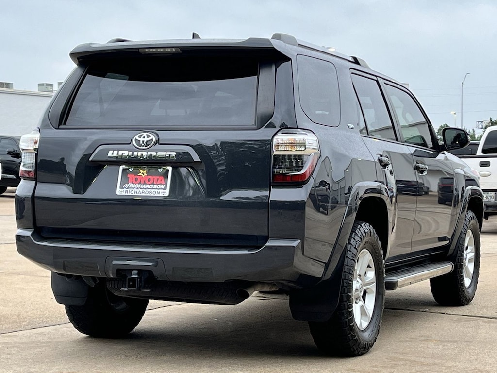 Used 2024 Toyota 4Runner SR5 Premium w/3rd-Row Seats/Navigation/Leather/Sun SUV
