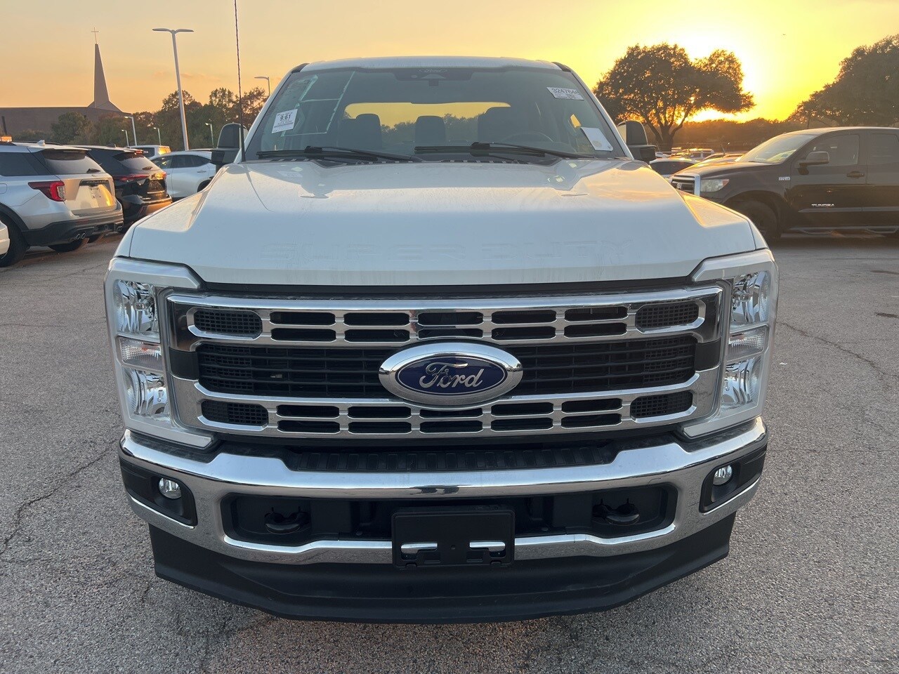 2024 Ford F-250 XLT photo 2