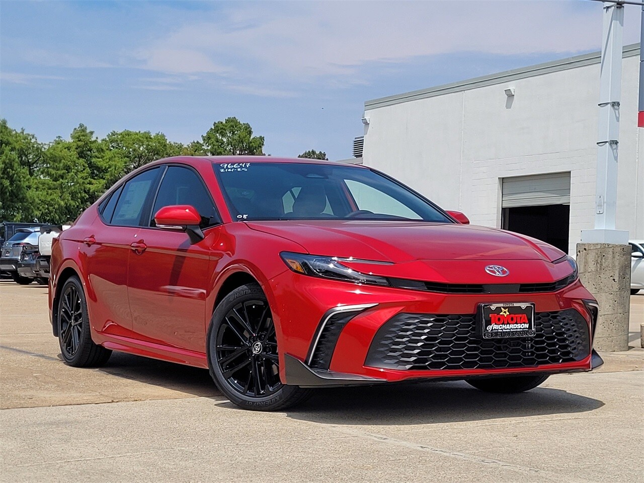 2025 Toyota Camry SE photo 2